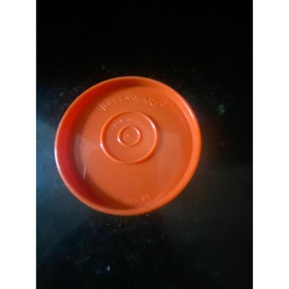 Tupperware #1229 -8 Snack Cups With Lids USA, Vintage, (Qty. 4 Cups amd Lids) - Picture 6 of 6